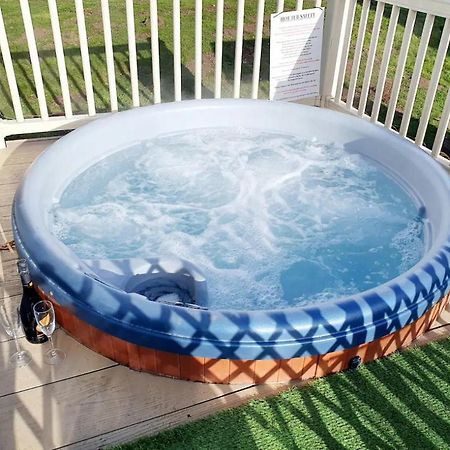 15 Kestrel Close Hot Tub Retreat 태터셜 외부 사진