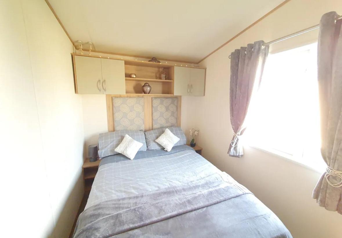 15 Kestrel Close Hot Tub Retreat 태터셜 외부 사진